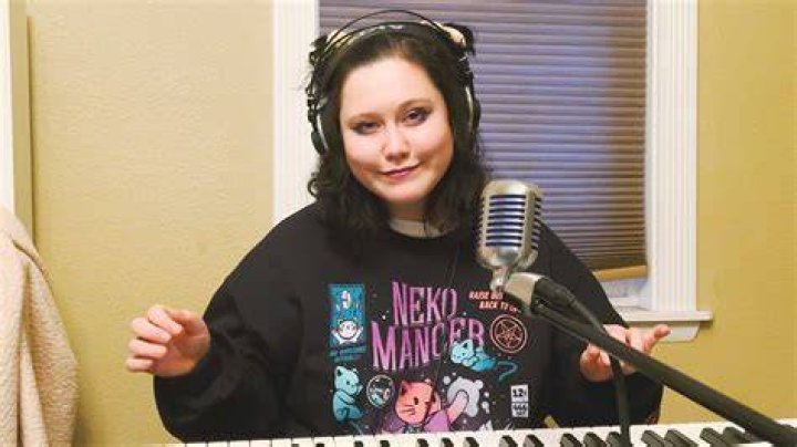 Penelope Scott Net Worth: How Rich Is The Singer Actually In 2023?